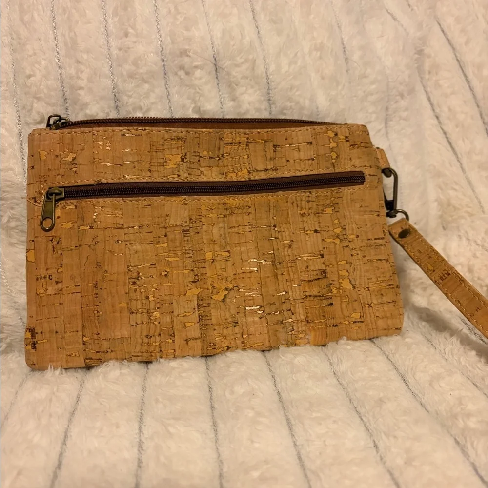 Floral Cork Wristlet Zip Pouch Vegan Eco Friendly Clutch - Picture 5 of 5